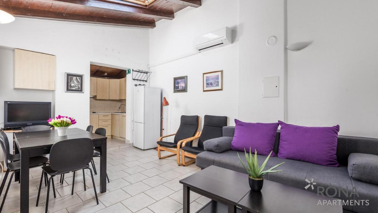 Rona Holiday Home Ana Пореч Экстерьер фото